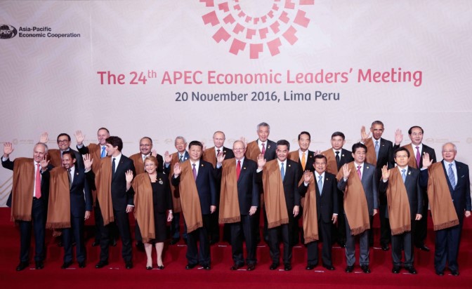 APEC 2016: mandatarios se tomaron fotograf铆a oficial del foro