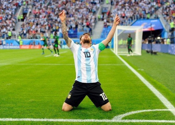 Argentina gana a Nigeria 2 a 1 y pasa a octavos