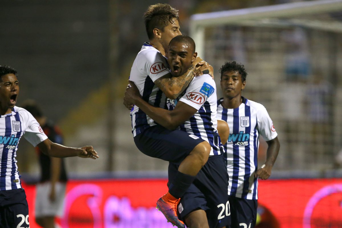 Alianza Lima lo dio vuelta y ganó 2 a 1 a Universitario