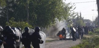 La polic铆a bonaerense desaloj贸 la toma de Guernica y recuper贸 el predio usurpado.